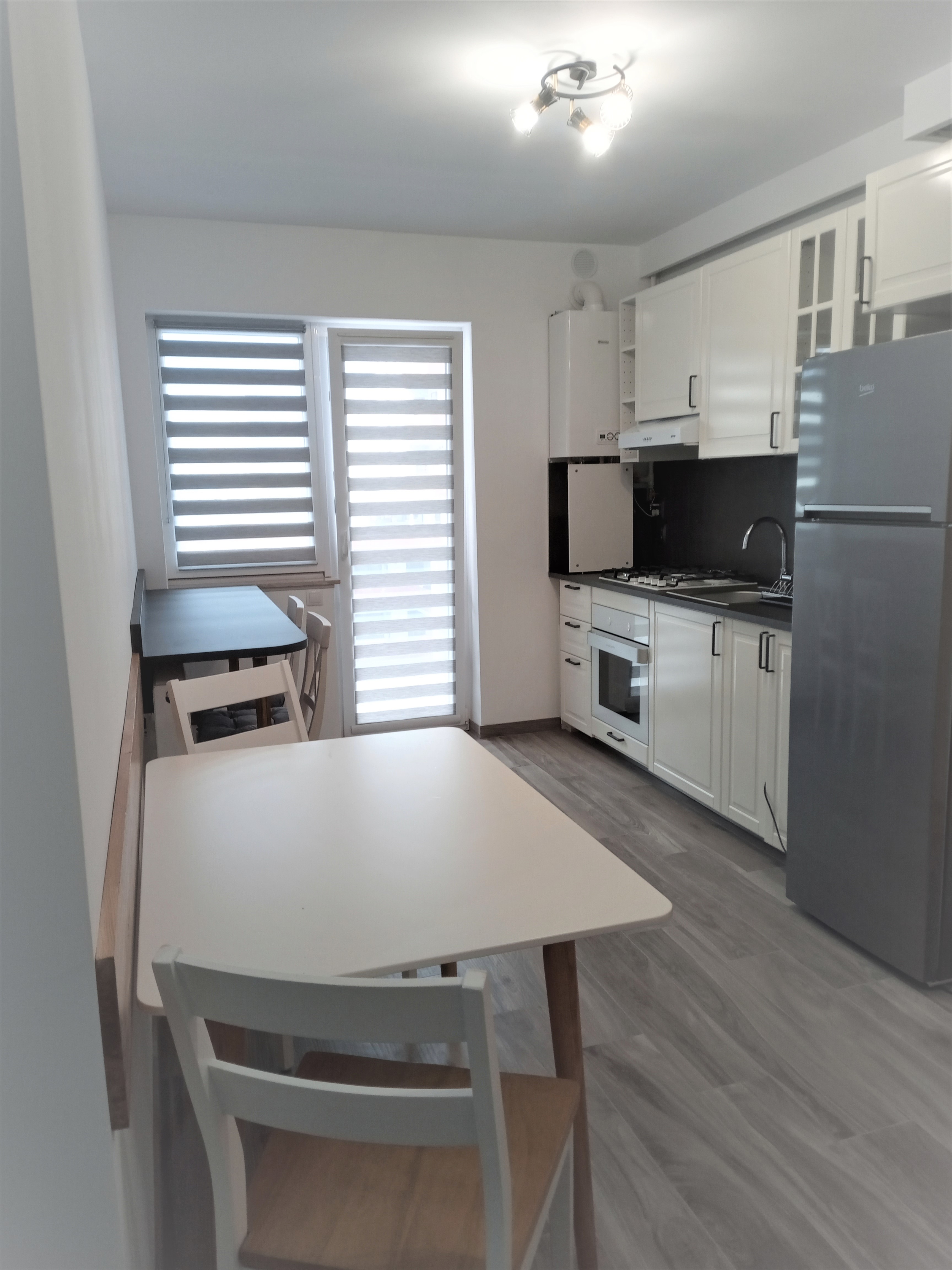 INCHIRIEZ APARTAMENT MODERN 2 CAMERE - VIVO CLUJ